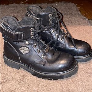 Woman’s Harley Davidson riding boots size 6.5.